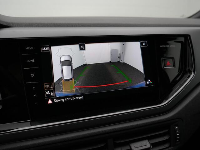 Volkswagen POLO 1.0 TSI 115 pk DSG R-Line Business | Panoramadak | IQ Light | Beats | Achteruitrijcamera | Navigatie | Stoelverwarming