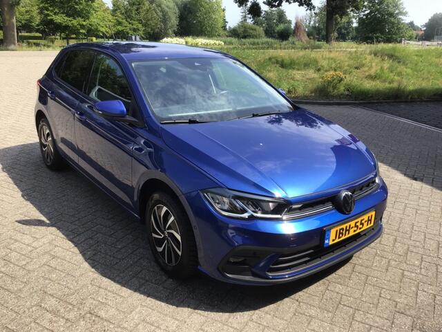 Volkswagen POLO 1.0 TSI LIFE EDITION