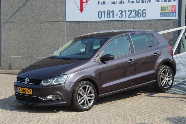 Volkswagen POLO 1.2 TSI Allstar Automaat/Adaptive cruise control/Stoelverwarming/Parkeersensoren rondom/Climate control/LED koplampen/16'' Lichtmetalen velgen.