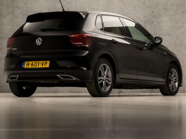 Volkswagen POLO 1.0 TSI R-Line Sport (VIRTUAL COCKPIT, LEDER, APPLE CARPLAY, CLIMATE, ZWART HEMEL, ADAPTIVE CRUISE, AUTOMATISCH INPARKEREN, SPORTSTOELEN, LM VELGEN, DAB+, PARKEERSENSOREN, NIEUWSTAAT)