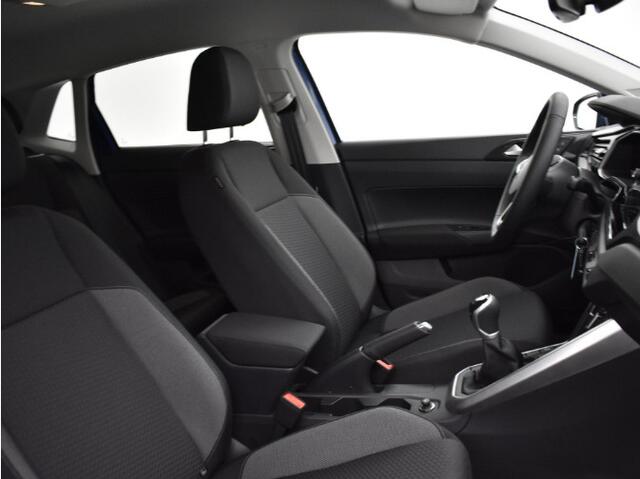 Volkswagen POLO Life Edition 1.0 TSI 95 pk 5 versn. Hand · Achteruitrijcamera · Regensensor ·