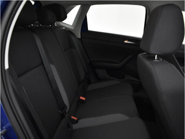 Volkswagen POLO Life Edition 1.0 TSI 95 pk 5 versn. Hand · Achteruitrijcamera · Regensensor ·