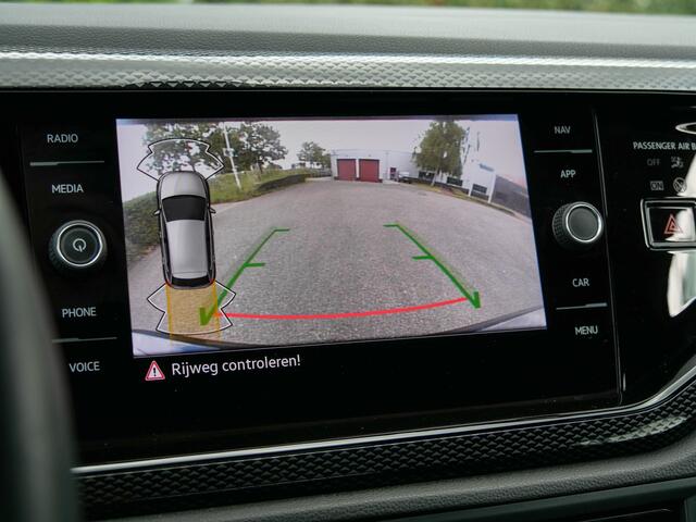 Volkswagen POLO 1.0 TSI 95PK Automaat Life Business | NAVIGATIE | CAMERA | CARPLAY | CRUISE CONTROL |