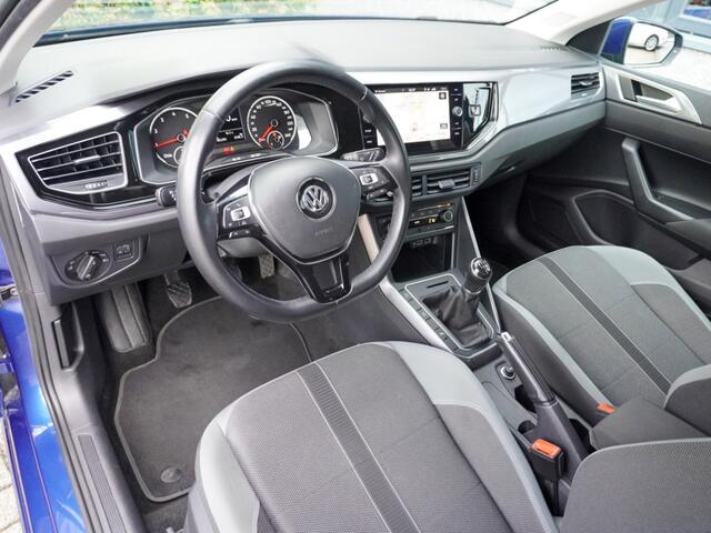 Volkswagen POLO 1.0 TSI Highline 116PK CarPlay | Park. sensoren | Navigatie | Cl