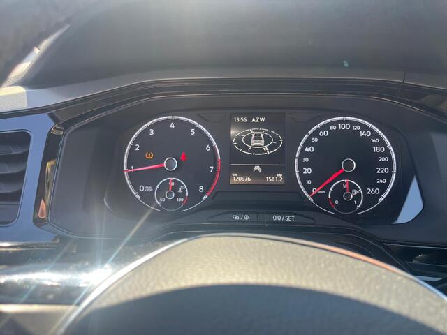 Volkswagen POLO 1.0 TSI Comfortline word nog mee gereden dus loopt iets op nieuwe apk schijven en blokken voor