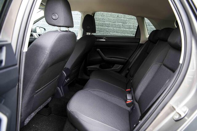 Volkswagen POLO 1.0 TSi 95 pk Comfortline | Parkeersensoren | Navigatie | Full Link