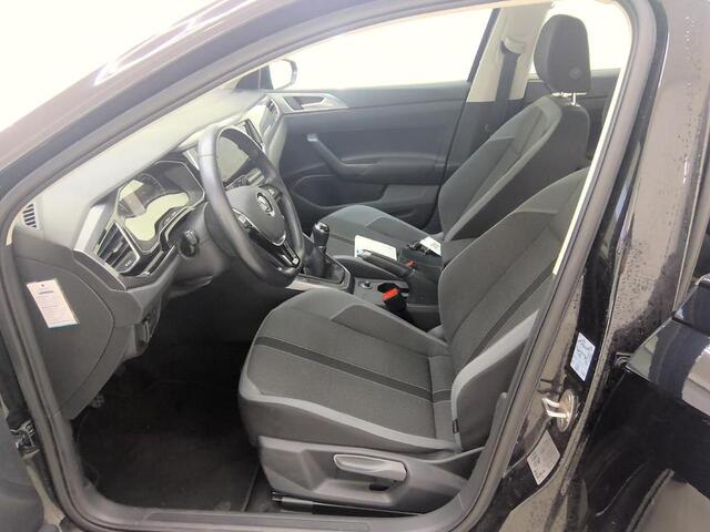 Volkswagen POLO 1.0 TSI 95pk Highline Navi Ad. Cruise Climat 16" LM velgen 5dr Dealeronderhouden