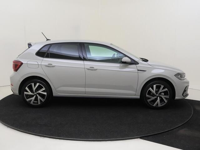 Volkswagen POLO R-Line Edition | 'App-Connect' draadloze smartphone integratie | Achterlichten LED | Afstandscontrolesysteem (Front Assist)