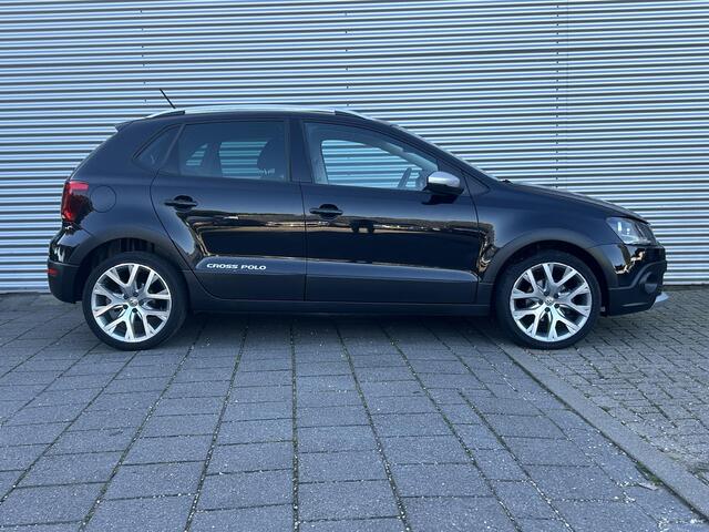 Volkswagen POLO 1.2 TSI Cross