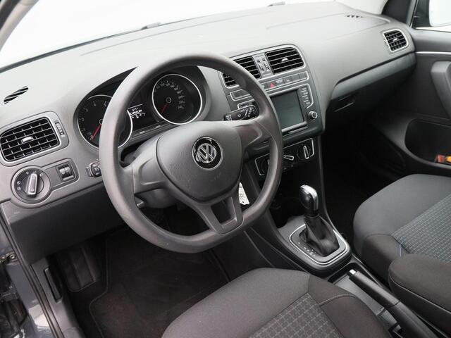 Volkswagen POLO 1.2 TSi Automaat Comfortline | Cruise Control | Trekhaak | Carplay | Airco | Parkeersensoren