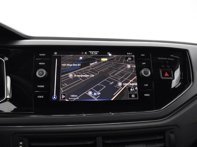 Volkswagen POLO 1.0 Tsi 95pk DSG R-Line Apple/Android Car Play · P-Sensoren · Navigatie · Stoelverwarming · 17''Inch· Garantie t/m 21-06-2026