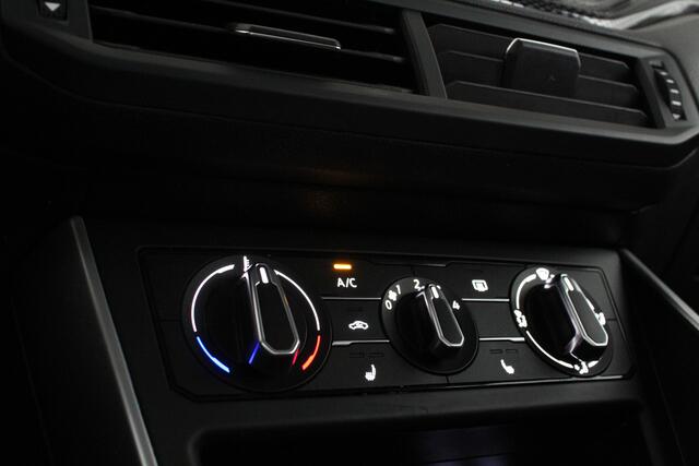 Volkswagen POLO 1.0 MPI > Stoelverwarming/Apple Carplay/Android Auto/Parkeersensor voor en achter