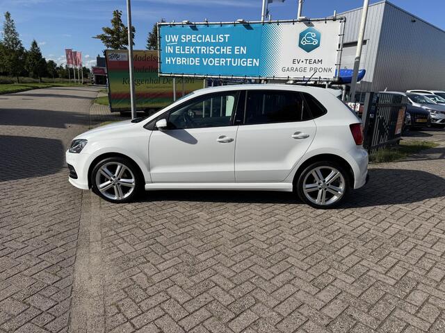 Volkswagen POLO 1.2 TSI r-line NAVIGATIE/CLIMA/STOELVERWARMIING