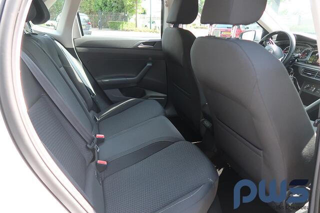 Volkswagen POLO 1.0 MPI Comfortline Navi / Airco / Cruise / Carplay