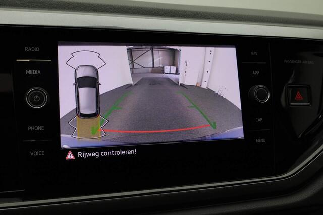 Volkswagen POLO 1.0 TSI 95 pk Style | Panoramadak | IQ Light | Achteruitrijcamera | Stoelverwarming