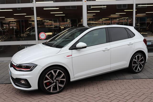 Volkswagen POLO 2.0 TSI GTI DSG. Panoramadak, Milltek uitlaat.