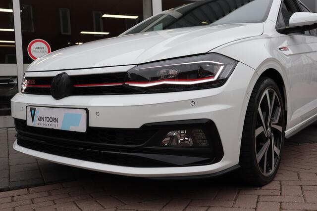Volkswagen POLO 2.0 TSI GTI DSG. Panoramadak, Milltek uitlaat.