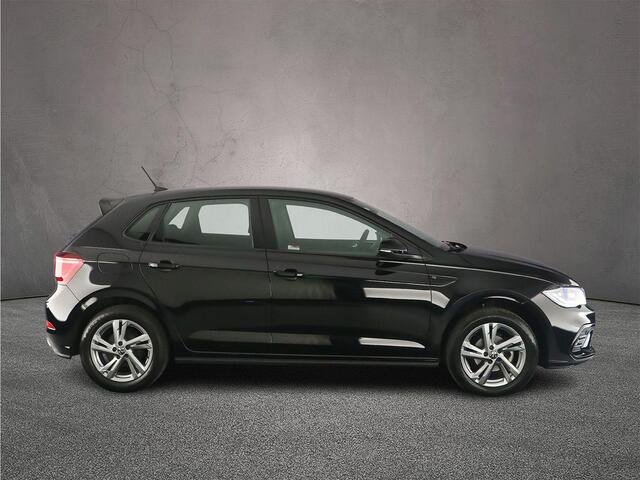 Volkswagen POLO R-Line 1.0 TSI 95pk DSG Automaat Adaptive cruise control, Achteruitrijcamera, LED matrix koplampen, Stoelverwarming, Parkeersensoren, App connect