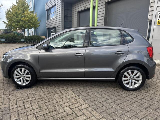 Volkswagen POLO 1.0 Comfortline