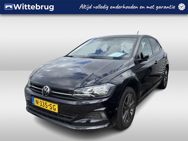 Volkswagen POLO 1.0 TSI Comfortline Parkeersensoren / LM velgen / Stoelverwarming / Navigatie