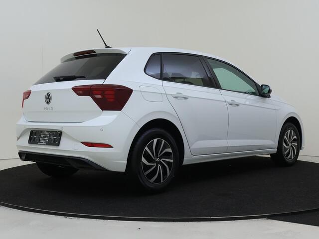 Volkswagen POLO Life Edition | 'App-Connect' smartphone integratie | Airconditioning automatisch (Climatronic), 2-zone | Buitenspiegels elektrisch instel- verwarm- en inklapbaar