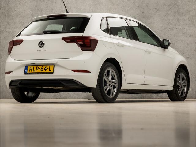 Volkswagen POLO 1.0 Sportline (VIRTUAL COCKPIT, APPLE CARPLAY, STOELVERWARMING, SPORTSTOELEN, CRUISE, LM VELGEN, PARKEERSENSOREN, NIEUWSTAAT)