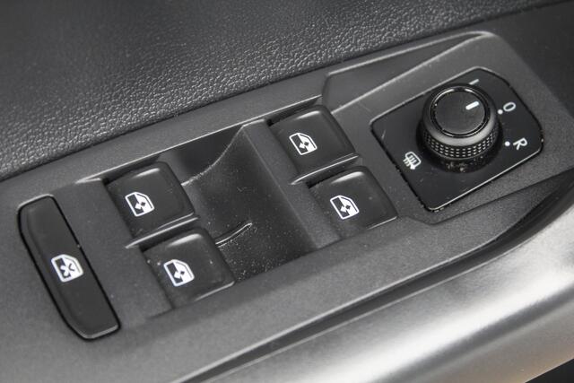 Volkswagen POLO 1.0 TSI//Apple carplay//Airco//5drs!!