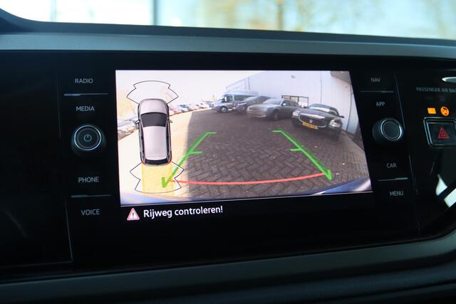 Volkswagen POLO 1.0 TSI R-LINE DSG AUT. | ADAPT. CRUISE | CAMERA | NAVI | PDC | DAB