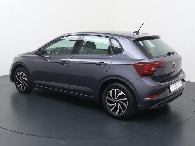 Volkswagen POLO 1.0 TSI Life | 95 PK | Navigatiesysteem | Parkeersensoren | Led verlichting |