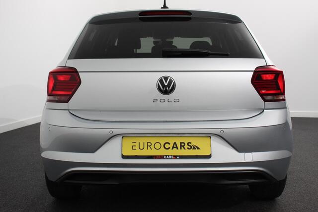 Volkswagen POLO 1.0 TSI 110pk Highline | Navigatie | Apple Carplay/Android Auto | Parkeersensoren | Adaptive cruise control | Stoelverwarming | Getinte ramen | Climatronic