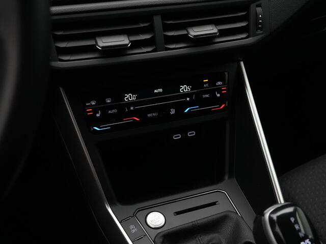 Volkswagen POLO 1.0 TSI 95 pk DSG Life Edition | Stoelverwarming | Navigatie | Parkeersensoren voor/achter