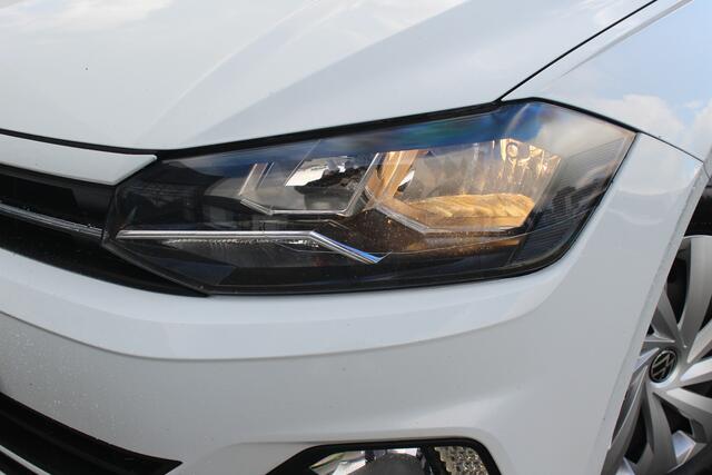 Volkswagen POLO 1.0 TSI Comfortline | Incl. 12 maanden garantie | Trekhaak | Apple Carplay/Android Auto | Airco | Navigatie | Adaptive cruise control | DAB | Navigatie