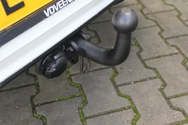 Volkswagen POLO 1.0 TSI Comfortline | Incl. 12 maanden garantie | Trekhaak | Apple Carplay/Android Auto | Airco | Navigatie | Adaptive cruise control | DAB | Navigatie