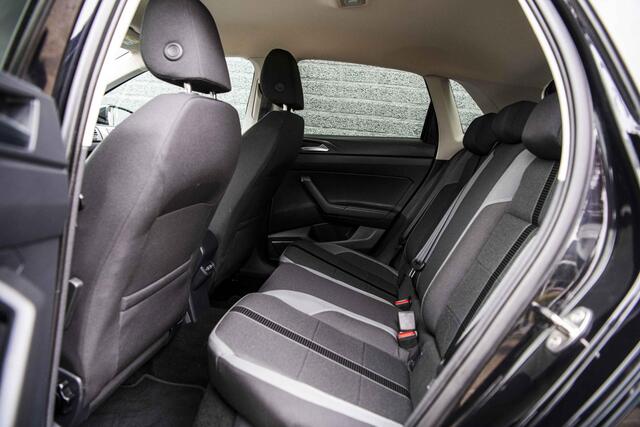 Volkswagen POLO 1.0 TSi 95pk Highline | Parkeersensoren | Navigatie | Apple Carplay/ Android Auto