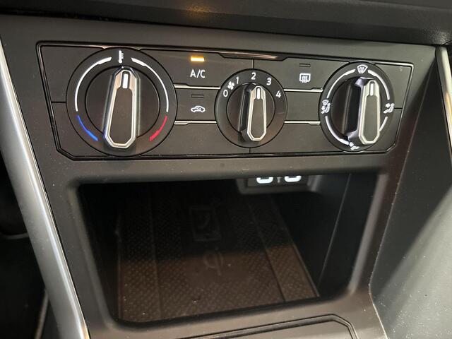 Volkswagen POLO 1.0 TSI 95pk Life · Apple/Android Car Play · Navigatie · P-Sensoren · Getint Glas · Airco · 15'' Inch · Garantie t/m 30-08-2027 of 100.000km