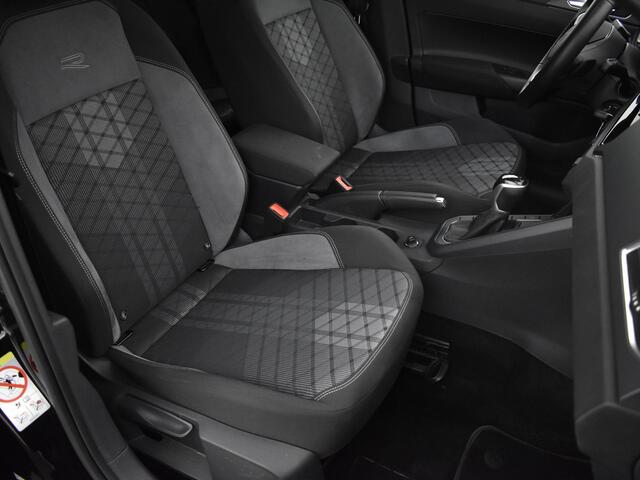 Volkswagen POLO 1.0 TSI 95pk DSG R-Line · Camera · Apple/Android Car Play · P-Sensoren · Getint Glas · 16'' Inch · Garantie t/m 17-11-2028 of 100.000km