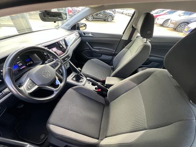 Volkswagen POLO 1.0 TSI Go | PARKEERSENSOREN V+A | DIGITAAL COCKPIT | CRUISE CONTROL | CARPLAY | LANE ASSIST | VERMOEIDHEIDSHERKENNING | INKLAPBARE SPIEGELS |