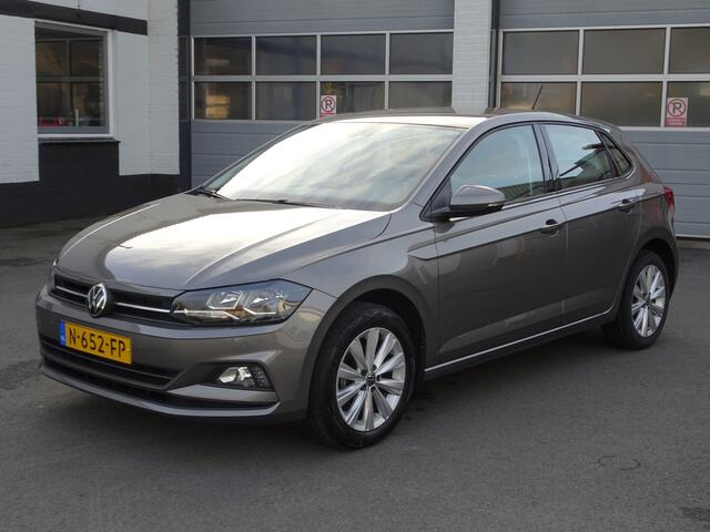 Volkswagen POLO 1.0 TSI Comfortline Airco, navigatie, app-connect, parkeersensoren voor en achter, licht metalen velgen 16 inch, cruise controle, enz.