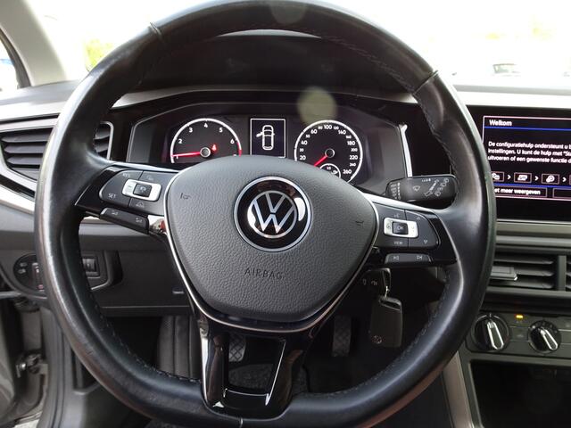 Volkswagen POLO 1.0 TSI Comfortline Airco, navigatie, app-connect, parkeersensoren voor en achter, licht metalen velgen 16 inch, cruise controle, enz.