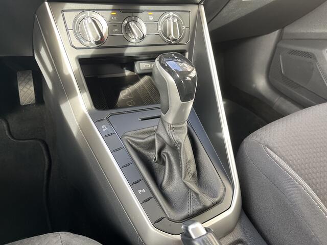 Volkswagen POLO 1.0 TSI Life / AUTOMAAT/ GARANTIE TM 10-2023/ APP-CONNECT/ NAVI/ FULL-LED/ PARKEERSENSOREN V+A/ VIRTUAL COCKPIT/ AIRCO