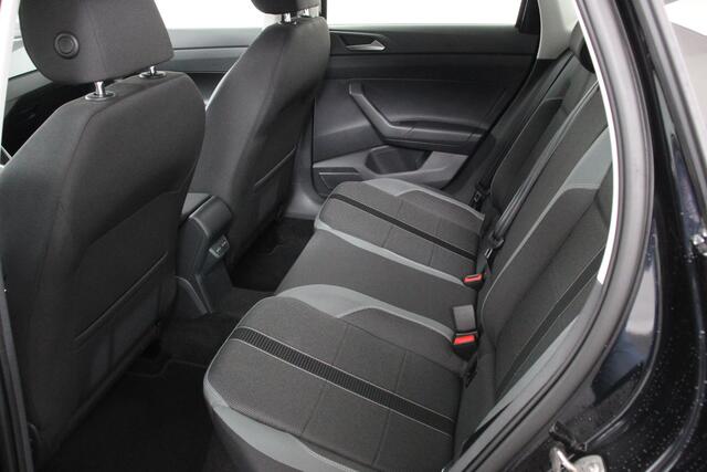 Volkswagen POLO 1.0 TSI DSG Highline | Navigatie | Climate Control | Cruise Control | DAB | Bluetooth | Lichtmetalen velgen