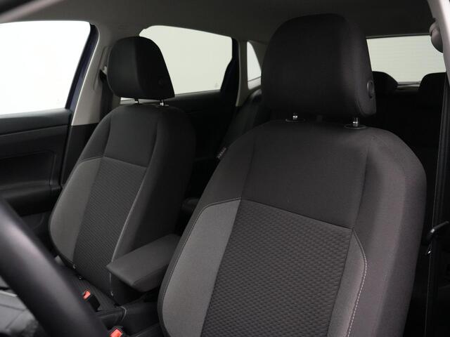 Volkswagen POLO 1.0 TSI 95 pk DSG Life | Achteruitrijcamera | Stoelverwarming | Navigatie | Keyless | DAB | 15 inch
