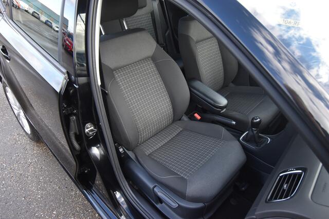 Volkswagen POLO 1.2 TSI Highline , NAVI , LMV15 , PDC V+A , AIRCO , CR CONTROL ,