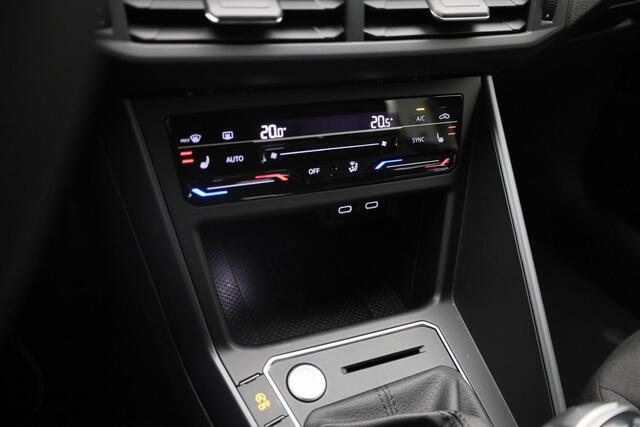 Volkswagen POLO 1.0 TSI 110 pk DSG R-Line Business+ | Navigatie Discover Pro | IQ Light | Stoelverwarming | Adaptive Cruise |