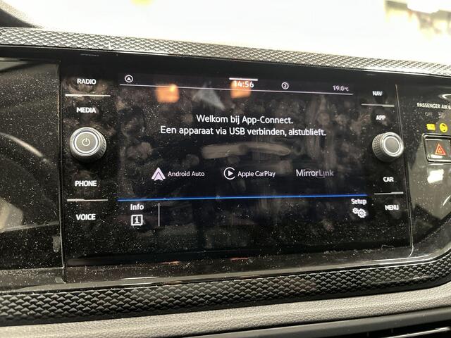 Volkswagen POLO 1.0 TSI Life · Apple/Android Car Play · Navigatie · Getint Glas · Draadloze Oplader · 15'' Inch · Garantie t/m 27-10-2027 of 100.000km