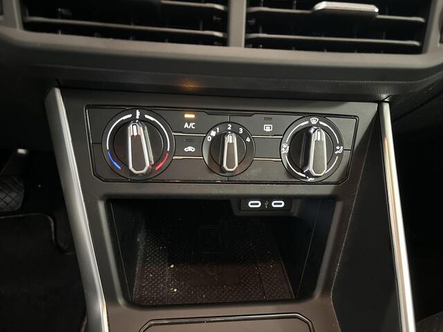 Volkswagen POLO 1.0 TSI 95pk Life · Apple/Android Car Play · Airco · Navigatie · P-Sensoren · Getint Glas · Verkeersbord Detectie · 15'' Inch · Garantie t/m 11-09-2027 of 100.000km