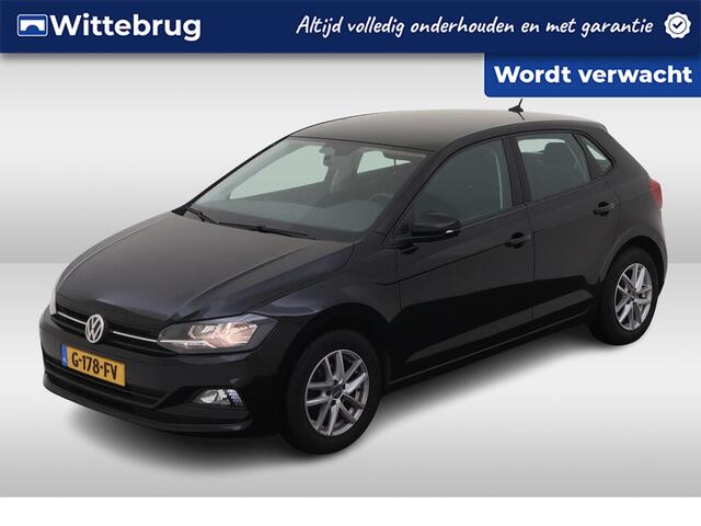 Volkswagen POLO 1.0 MPI Comfortline Executive Navigatie / Parkeersensoren / Airco / Bluetooth / LM Velgen / App-connect