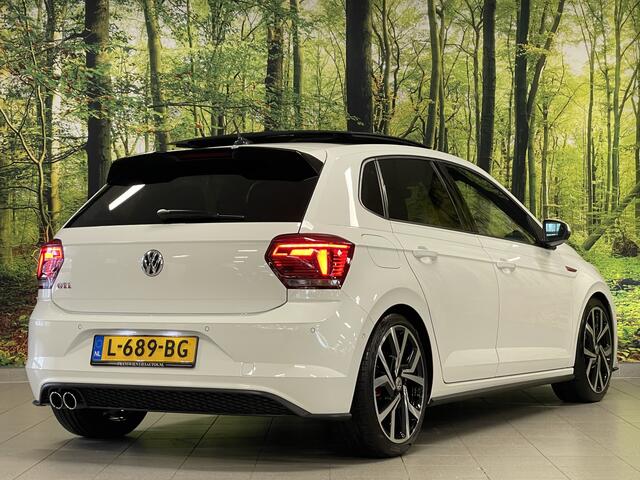 Volkswagen POLO 2.0 TSI GTI | Elektrisch Panoramadak | Achteruitrijcamera | Keyless Entry/Go | Apple Carplay/Android Auto | Dodehoek Detectie | Parkeersensoren | Stoelverwarming | Lane Assist |