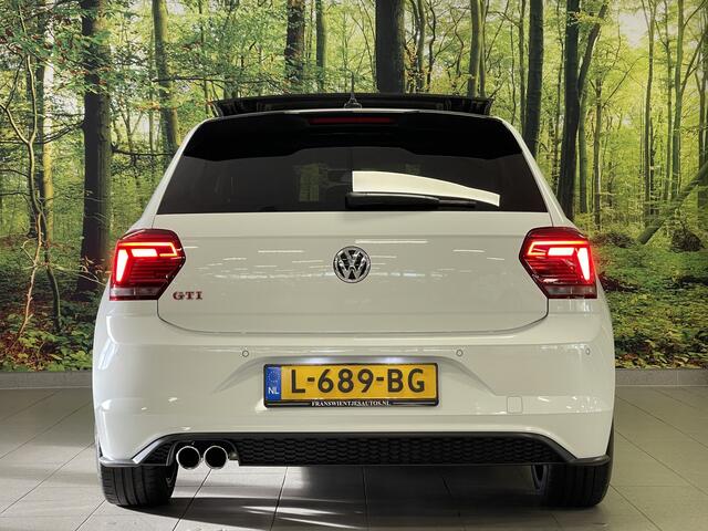 Volkswagen POLO 2.0 TSI GTI | Elektrisch Panoramadak | Achteruitrijcamera | Keyless Entry/Go | Apple Carplay/Android Auto | Dodehoek Detectie | Parkeersensoren | Stoelverwarming | Lane Assist |