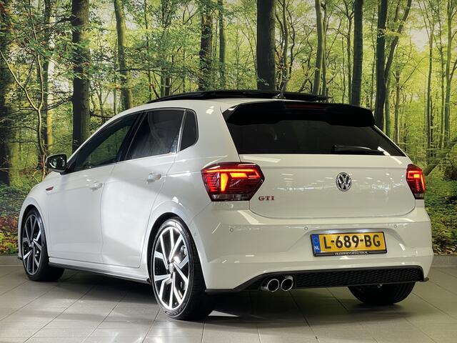 Volkswagen POLO 2.0 TSI GTI | Elektrisch Panoramadak | Achteruitrijcamera | Keyless Entry/Go | Apple Carplay/Android Auto | Dodehoek Detectie | Parkeersensoren | Stoelverwarming | Lane Assist |